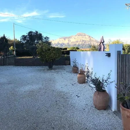 Casita In With Garden And Pool - Dog Friendly! Holiday home